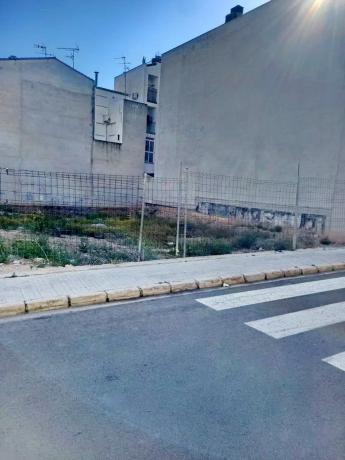 Terreno en calle de Vicent Blasco Ibáñez