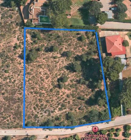 Terreno en calle de les Llomes, 6