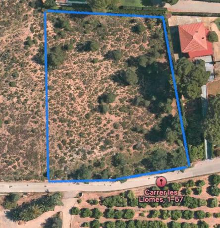 Terreno en calle de les Llomes, 6