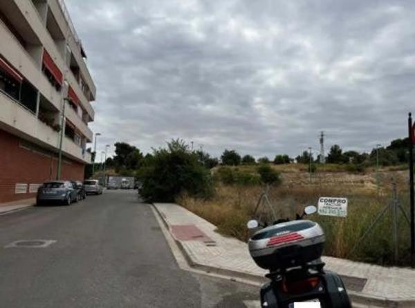Terreno en calle Casinos