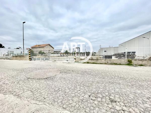 Terreno en calle Pasarell, 12