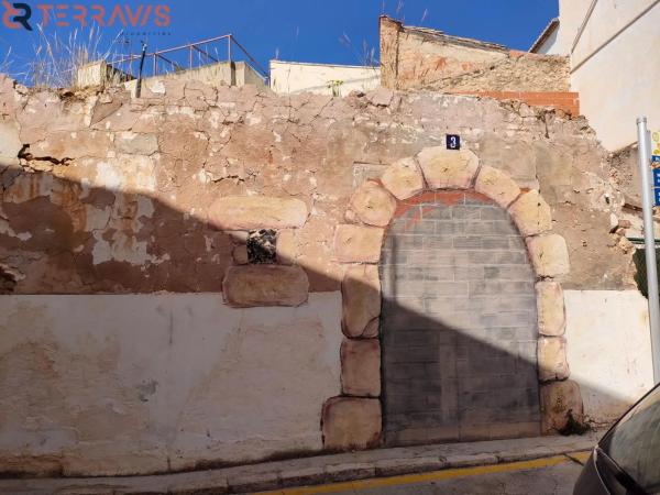 Terreno en calle Alcázar, 3