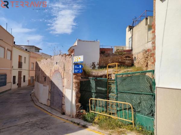 Terreno en calle Alcázar, 3