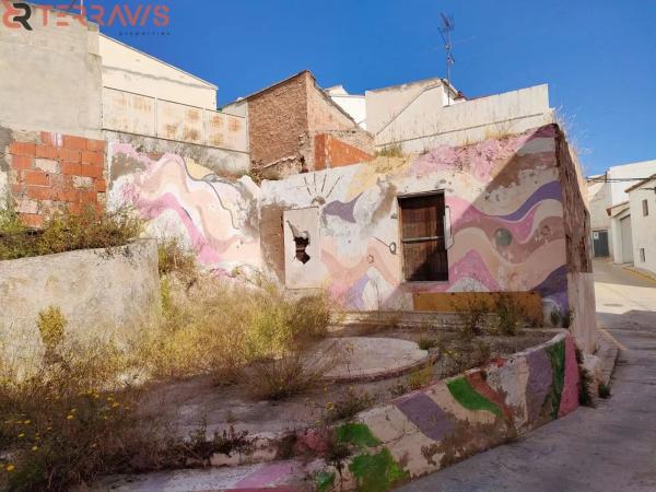 Terreno en calle Alcázar, 3