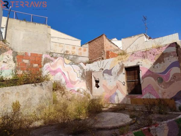 Terreno en calle Alcázar, 3