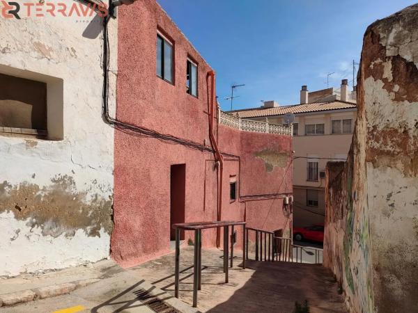 Terreno en calle Alcázar, 3