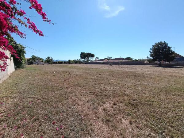 Terreno en Urb. Moncati s/n