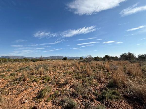 Terreno en Urbanizaciones