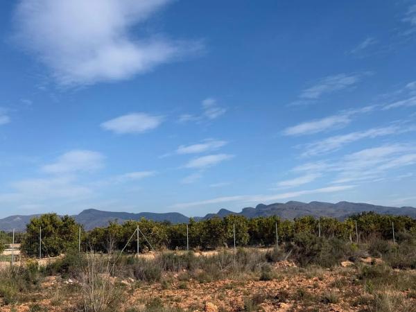 Terreno en Urbanizaciones