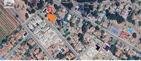 Terreno en calle de la Mar