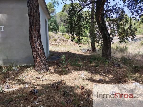 Terreno en calle Rodeno