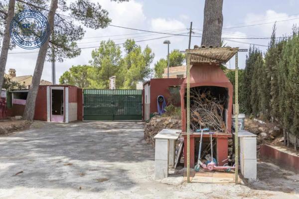 Terreno en calle Castellon