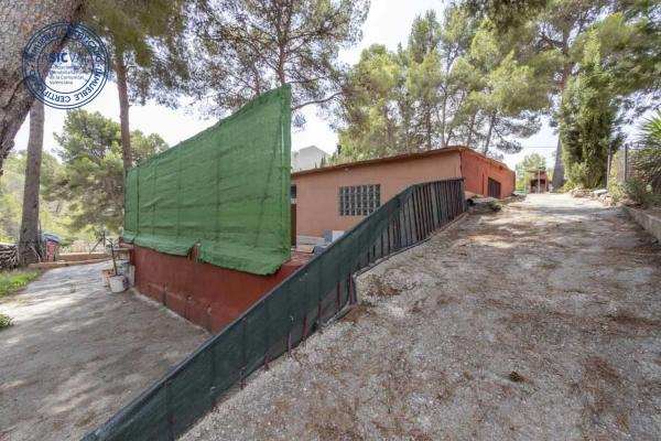 Terreno en calle Castellon