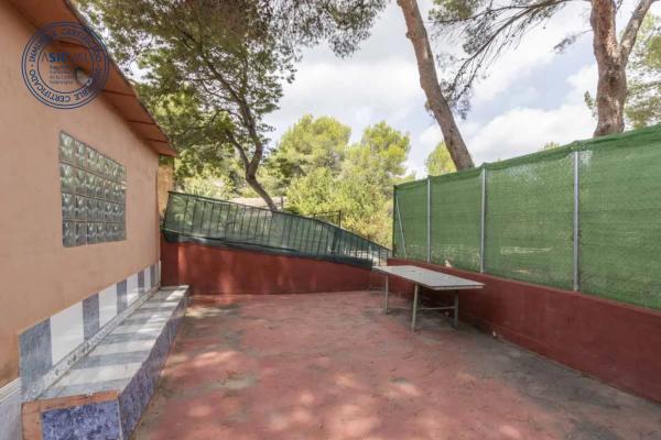 Terreno en calle Castellon