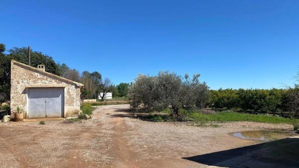 Terreno en Urbanizaciones