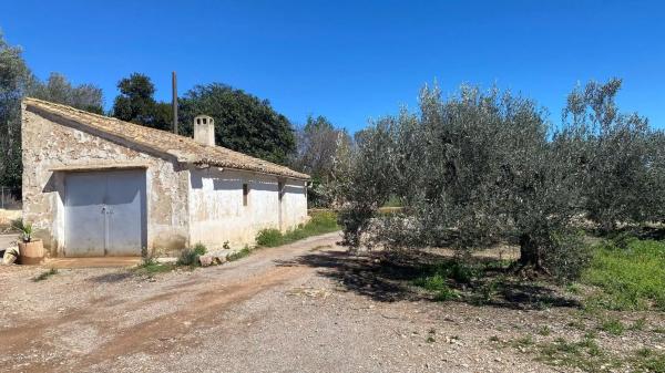 Terreno en Urbanizaciones