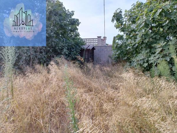 Terreno en calle Trébol