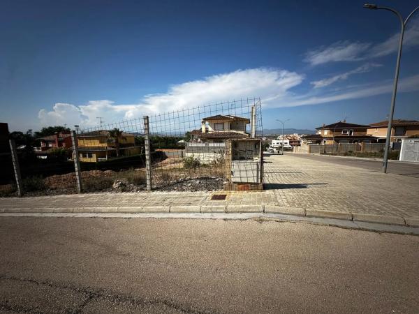 Terreno en avenida Pacadar, 181