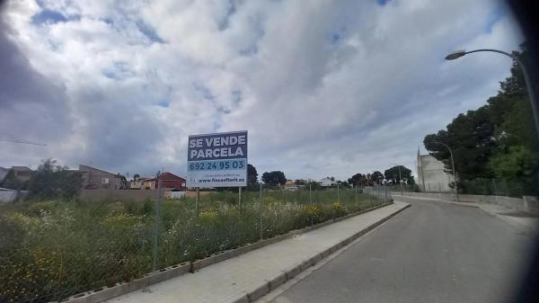 Terreno en avenida Bonavista s/n