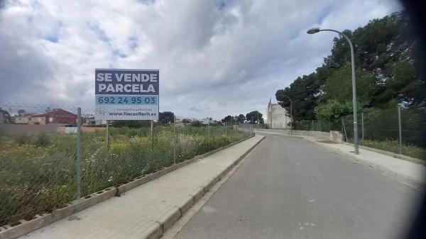 Terreno en avenida Bonavista s/n