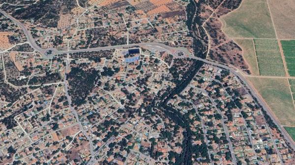 Terreno en calle Tarragona