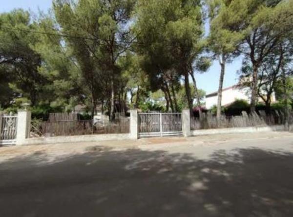 Terreno en calle Tarragona