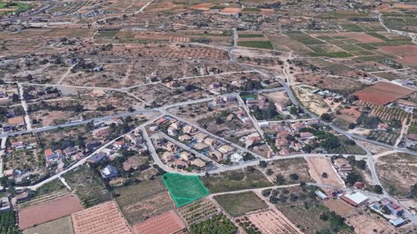 Terreno en calle la Plana Baixa