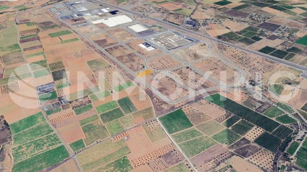 Terreno en Urbanizaciones