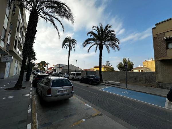 Terreno en avenida de la Pau, 72