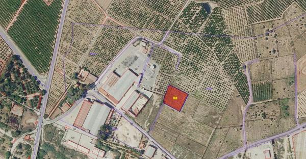 Terreno en plaza Poligono N-47.R, 52