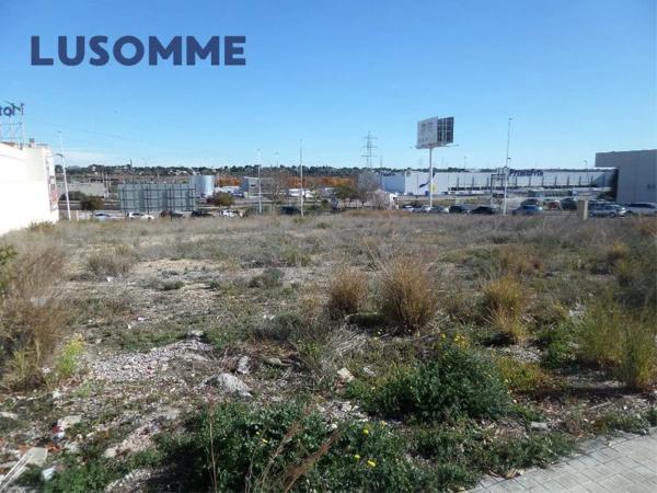 Terreno en calle Arpella