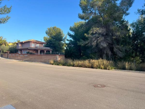 Terreno en calle Esparver, 17