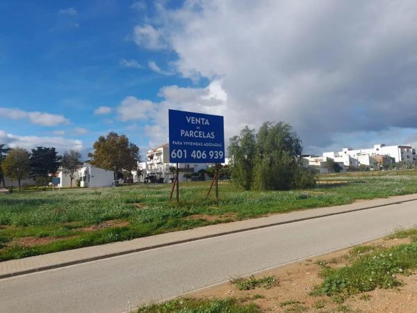 Terreno en paseo de Valencia