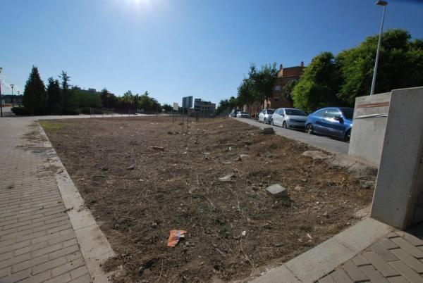 Terreno en Parque de la Bombilla-Pla de Rascanya