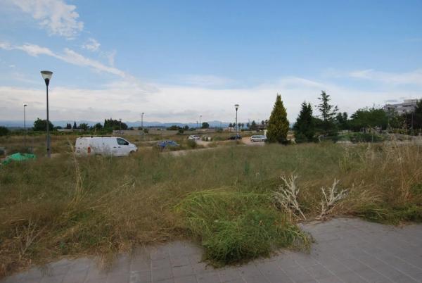Terreno en Parque de la Bombilla-Pla de Rascanya