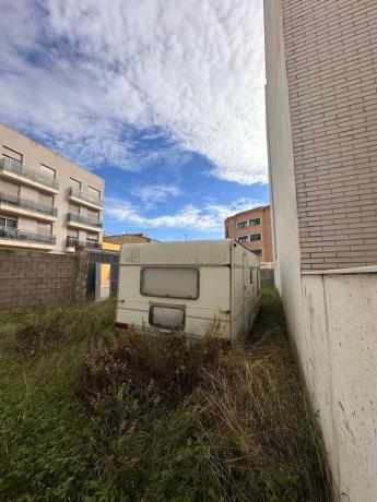 Terreno en calle de Pedralba