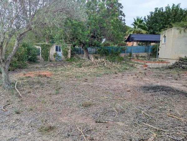 Terreno en calle Suiza