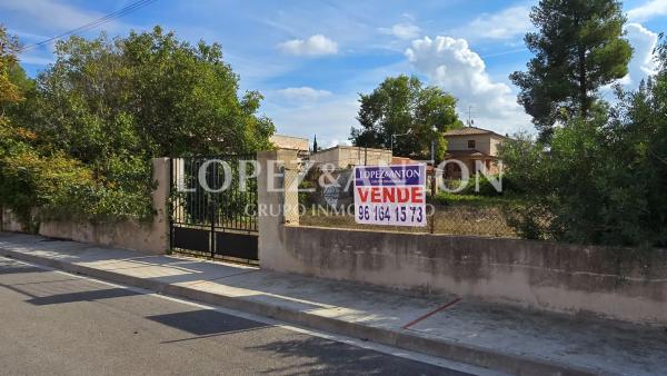 Terreno en calle Bocairent, 41