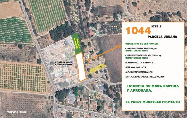 Terreno en calle Benigànim, 8