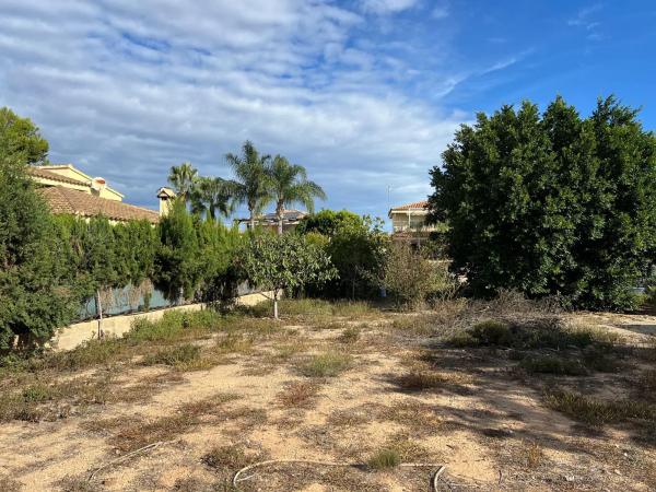 Terreno en calle Vistahermosa, 23