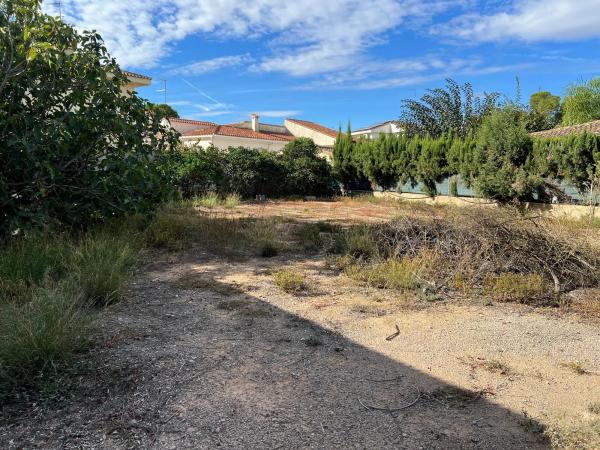 Terreno en calle Vistahermosa, 23