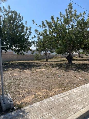 Terreno en calle Paterna San Lázaro, 17