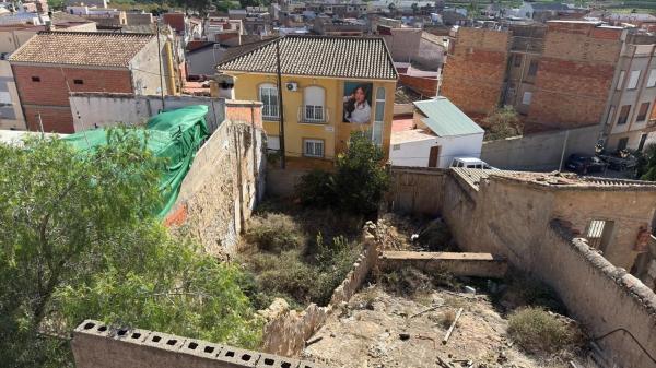 Terreno en calle Sant Caralampio