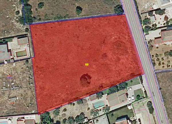 Terreno en plaza Poligono N-22.R, 153