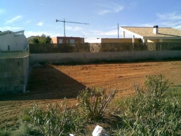 Terreno en calle Cotoliu