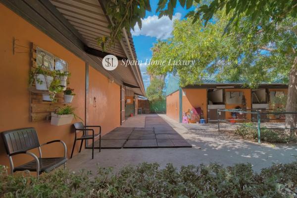 Terreno en via Pecuaria