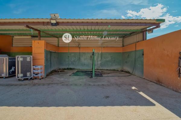 Terreno en via Pecuaria