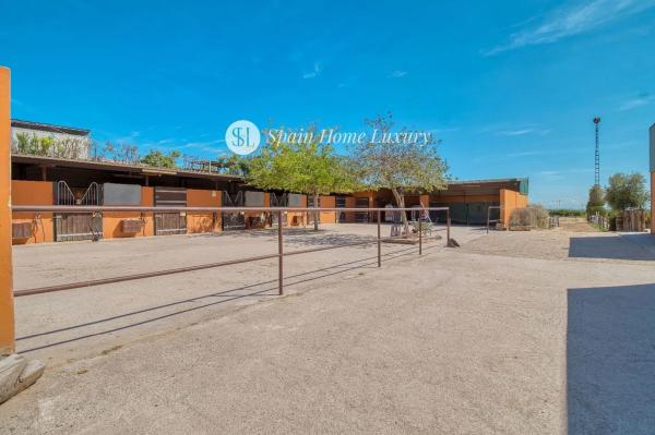 Terreno en via Pecuaria