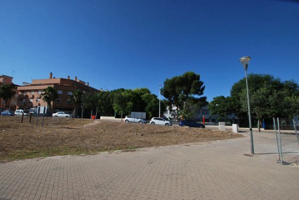 Terreno en Parque de la Bombilla-Pla de Rascanya