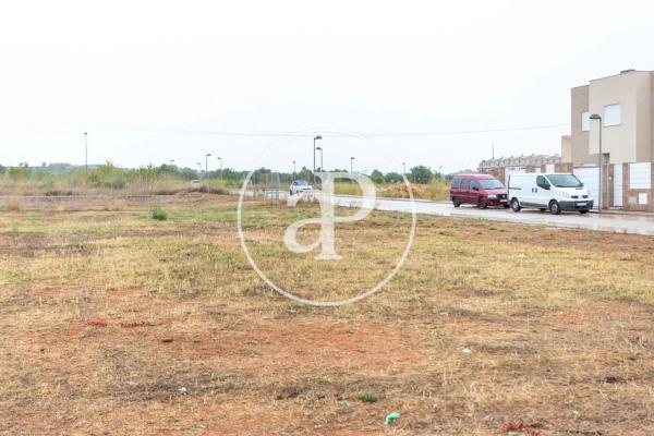 Terreno en avenida Constitución